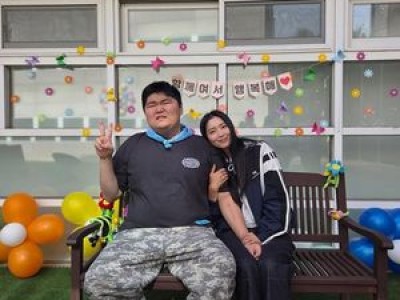 오윤아 아들 민이 고등학교 졸업 소감 터놓음