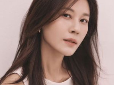 김하늘이 24년 만에 로망스로 다시 떠오르나