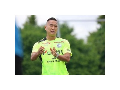 북한 축구팀 경기 후 추태에 정대세까지 지적