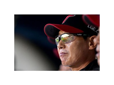 LG 3회말 백업 선수들 대거 기용 경기 분위기 급변