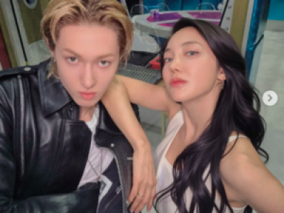 바다 동안 미모 뽐내며 S.E.S. 출신 인증